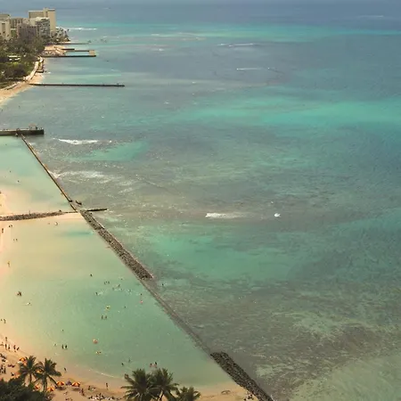 Hyatt Regency Waikiki Beach Resort & Spa-2